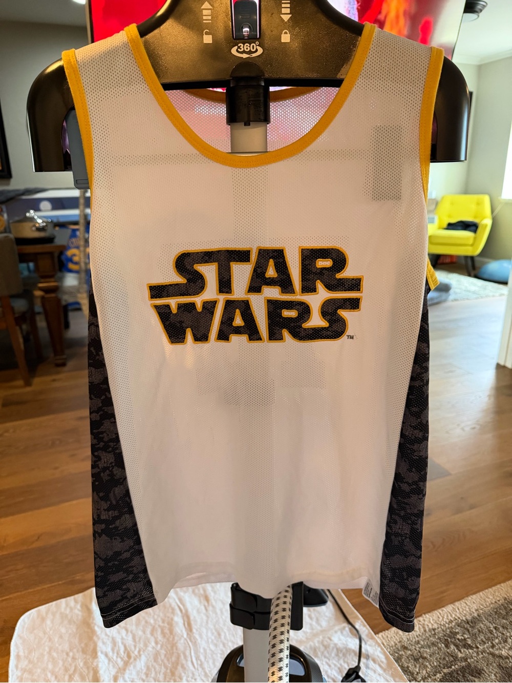 Star Wars White & Black Tank Top